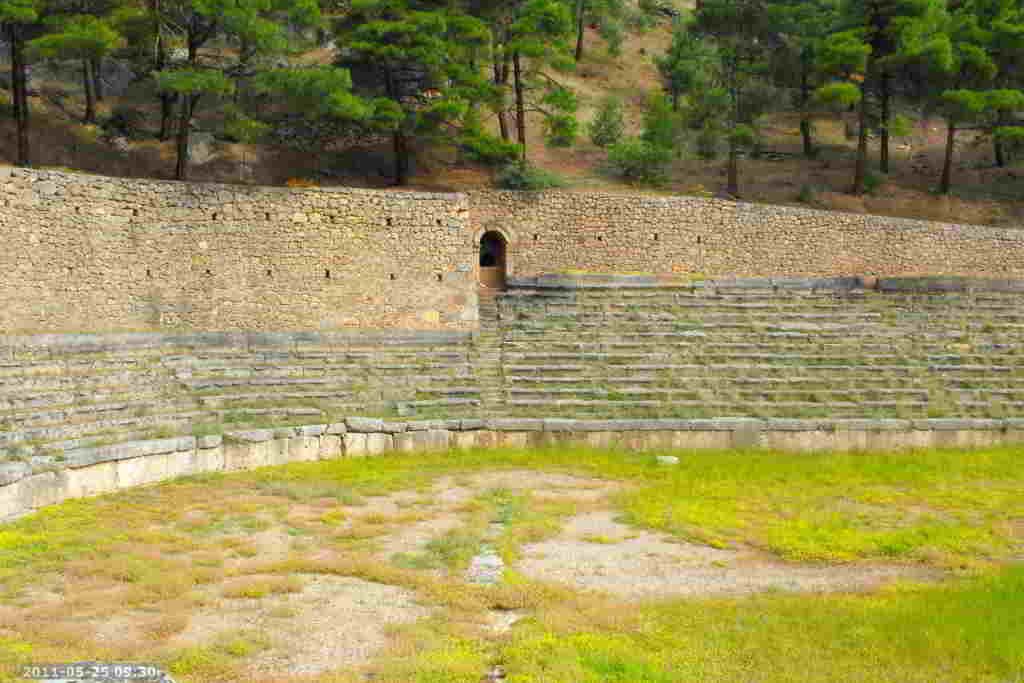 Delphi trip - Delphi stadium