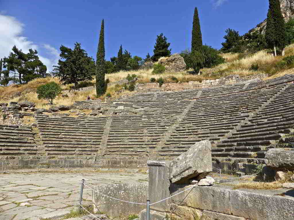 Delphi tour Athens - Delphi theater