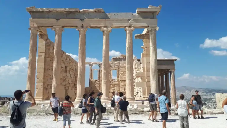 Acropolis: The Indispensable Role of a Licensed Guide