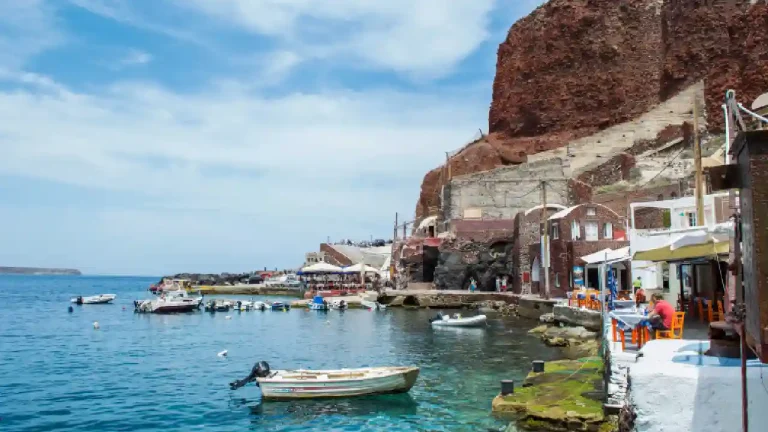Discover Your Greek Island Paradise: Take the Quiz!