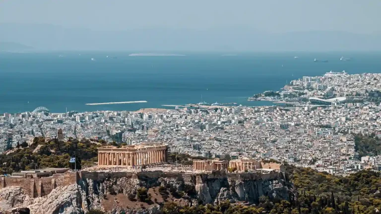 Best area to stay in Athens 2025